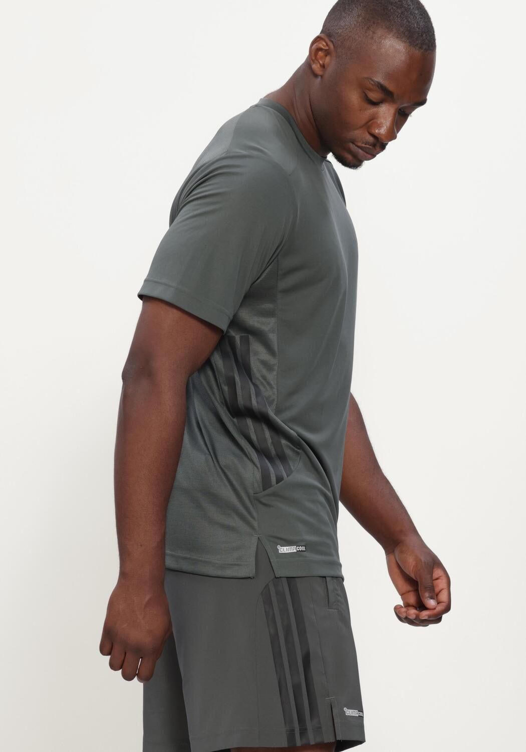 Dunkelgr&uuml;n ADIDAS Sportshirts TECHESS 3S TEE - large
