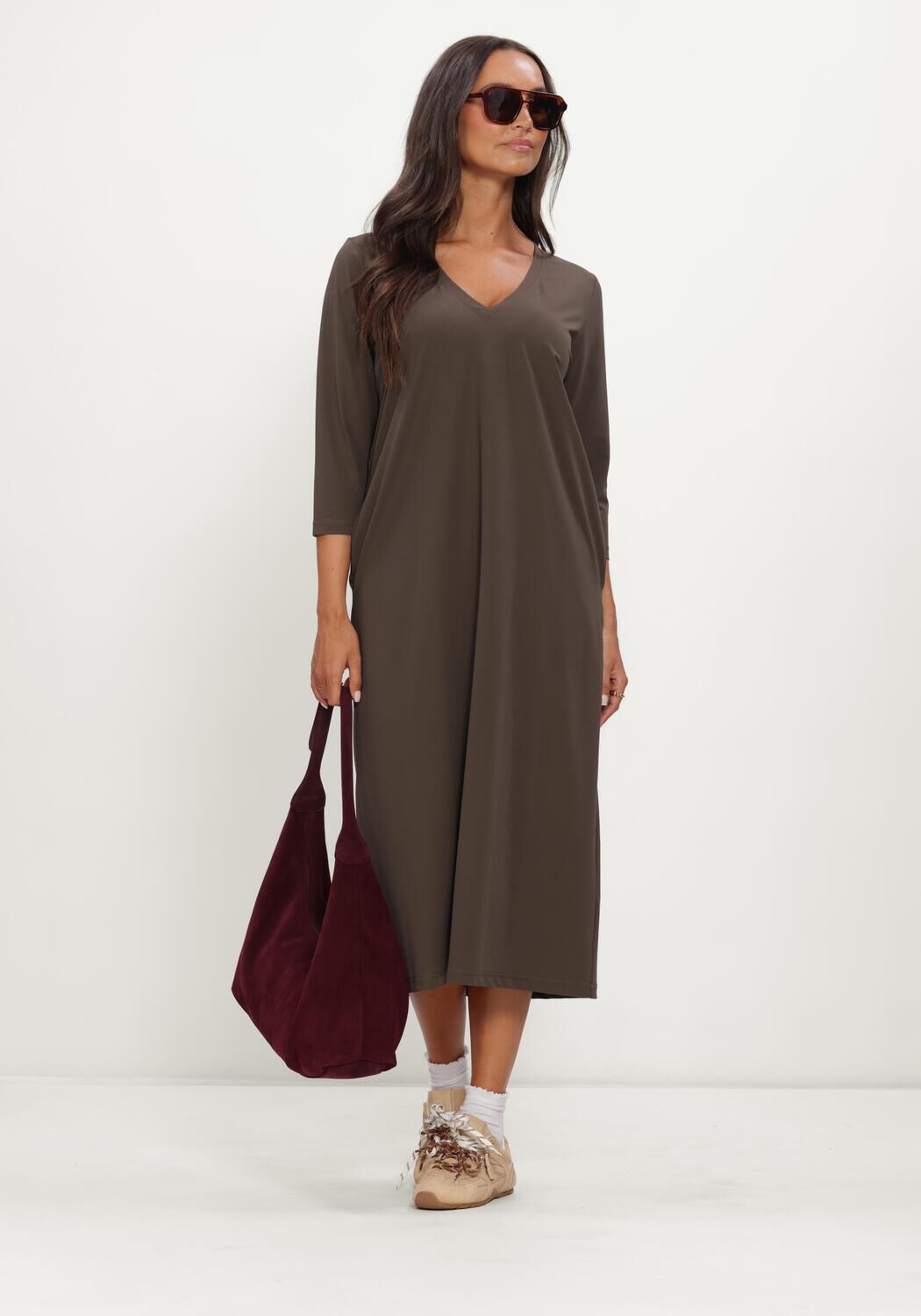 Olive PENN & INK Midikleid W26M-BLAKE - large