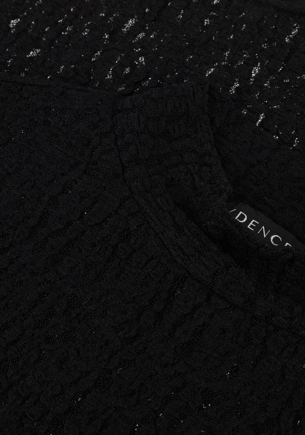 Schwarze YDENCE Top TOP ROBERTA - large