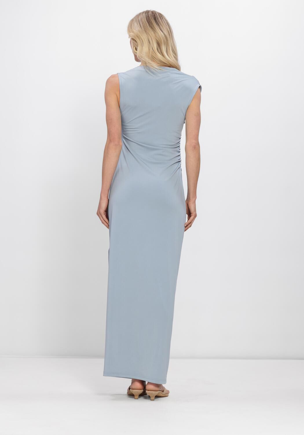 Blaue SELECTED WOMEN Maxikleid SLFROBIN MAJA SL ANKLE DRESS - large