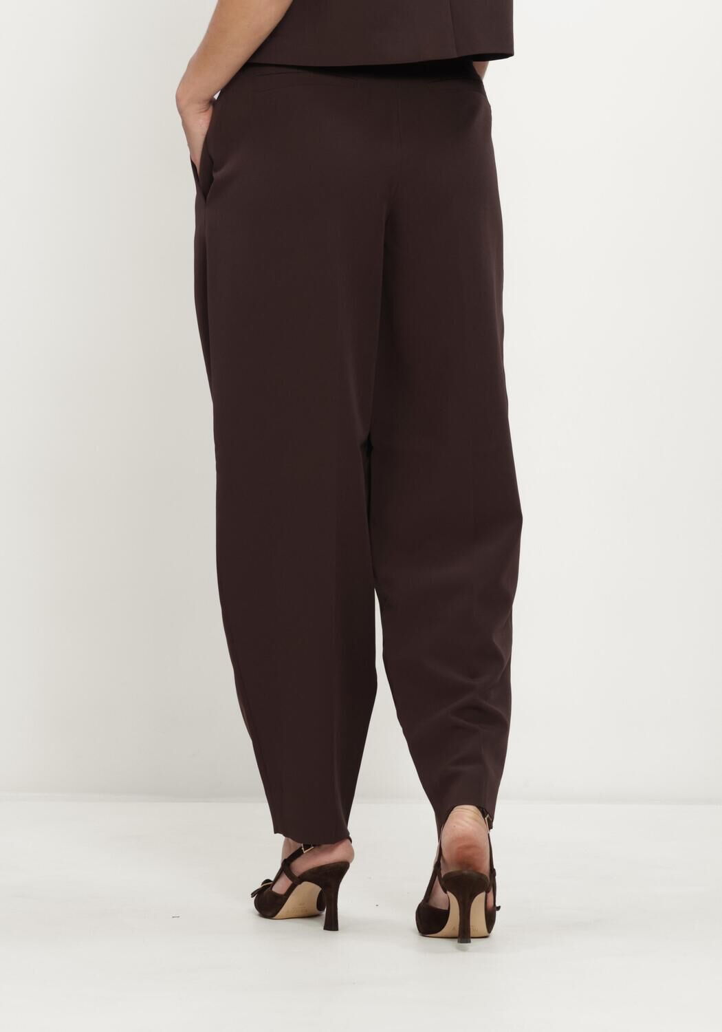 Braune BRUUNS BAZAAR Hosen RUBYSUSBBJONAT PANTS - large