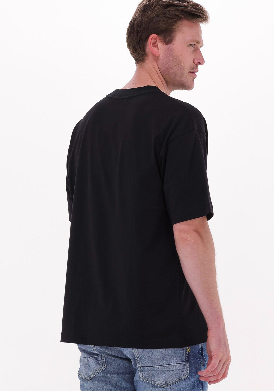 Schwarze CALVIN KLEIN T-shirt SHRUNKEN BADGE POCKET TEE - large