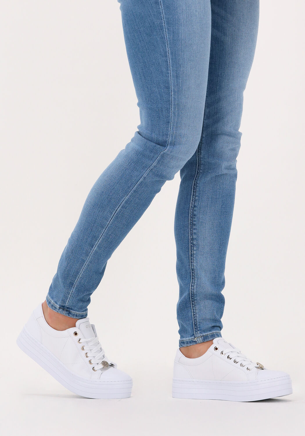 Guess damen hotsell sneaker weiss