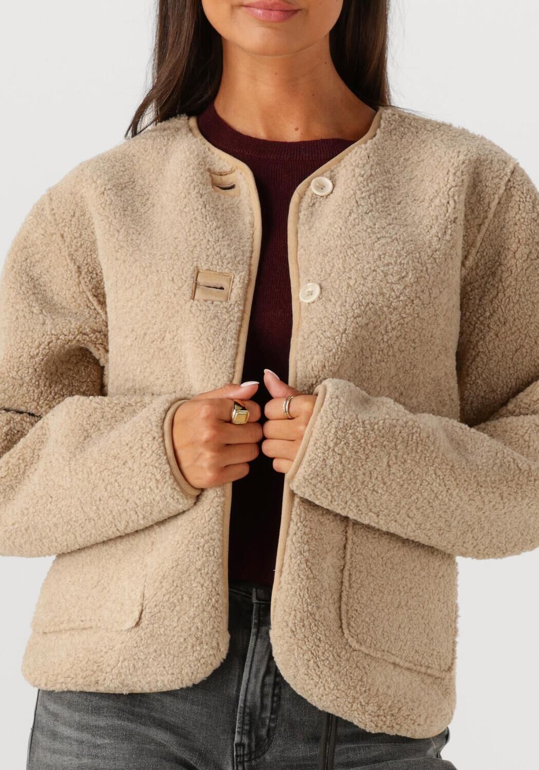Beige CIRCLE OF TRUST Teddy-Jacke BECKY JACKET - large
