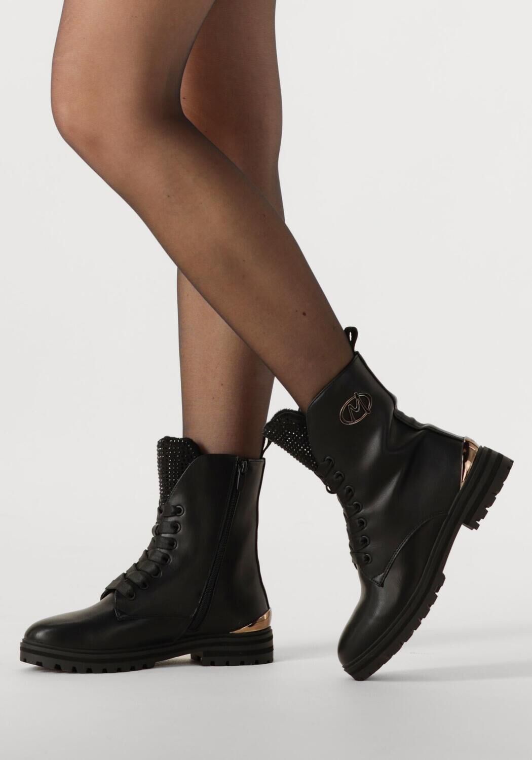 Schwarze MEXX Schn&uuml;rboots PHIBY EARLY - large