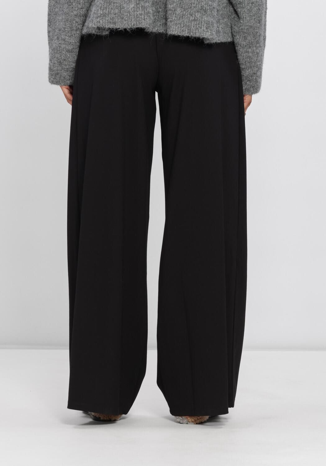 Schwarze EDITED Weite Hose JENNA TROUSERS - large
