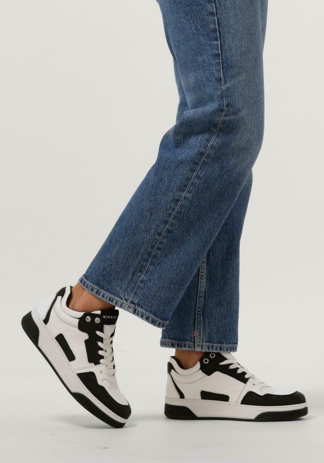 Schwarze NIKKIE Sneaker High LOW BENTHE SNEAKER - large