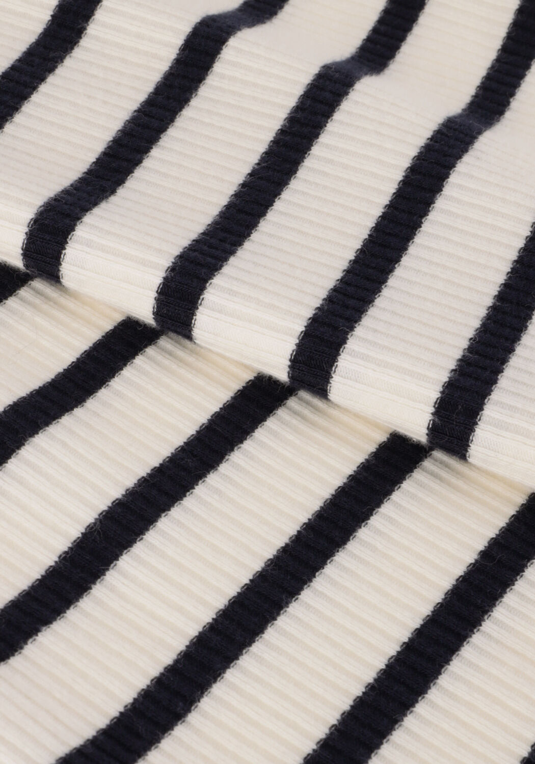 Dunkelblau CIRCLE OF TRUST Top JADA TOP - large