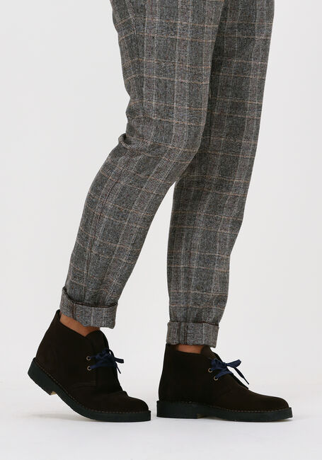 Braune CLARKS ORIGINALS Boots DESERT BOOT HEREN - large