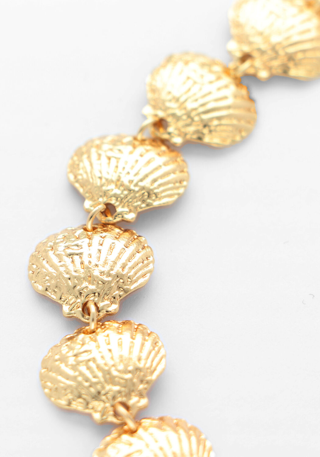 Goldfarbig NOTRE-V Kette NECKLACE SHELLS - large
