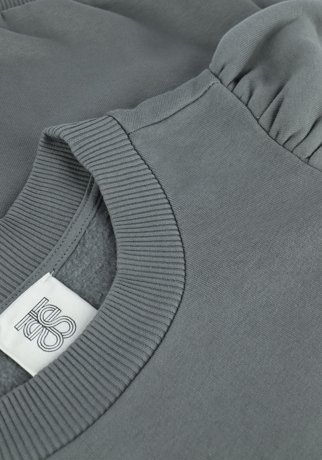 Graue SECOND FEMALE Sweatshirt CARMELLE SWEAT - large