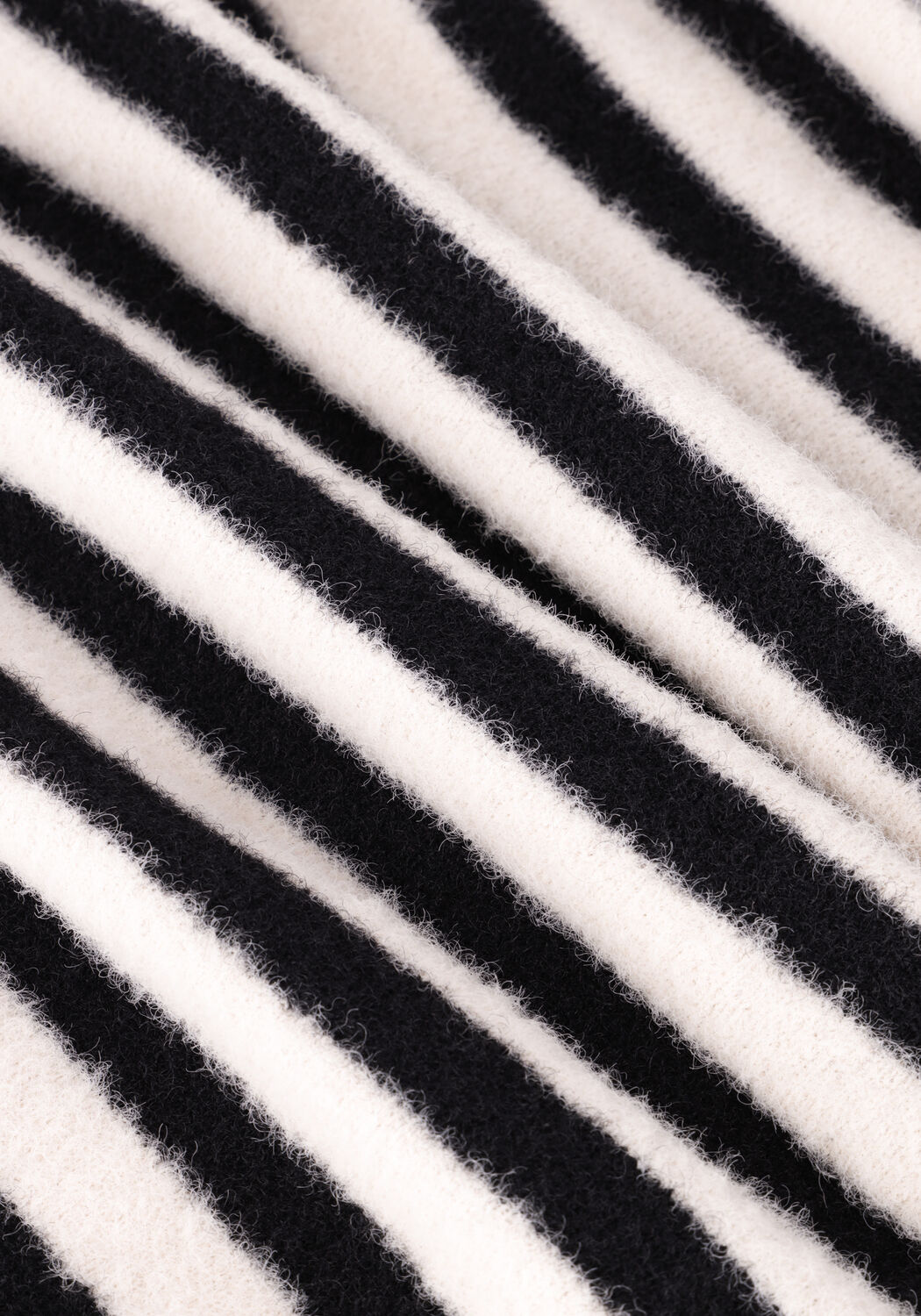 Schwarze CATWALK JUNKIE Pullover KN SOFT STRIPE - large