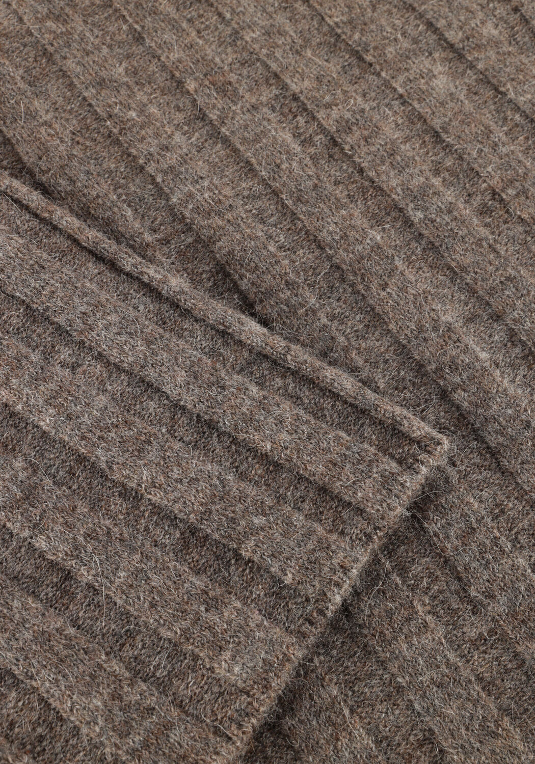 Braune MODSTR&Ouml;M Pullover TREEMD V-NECK - large