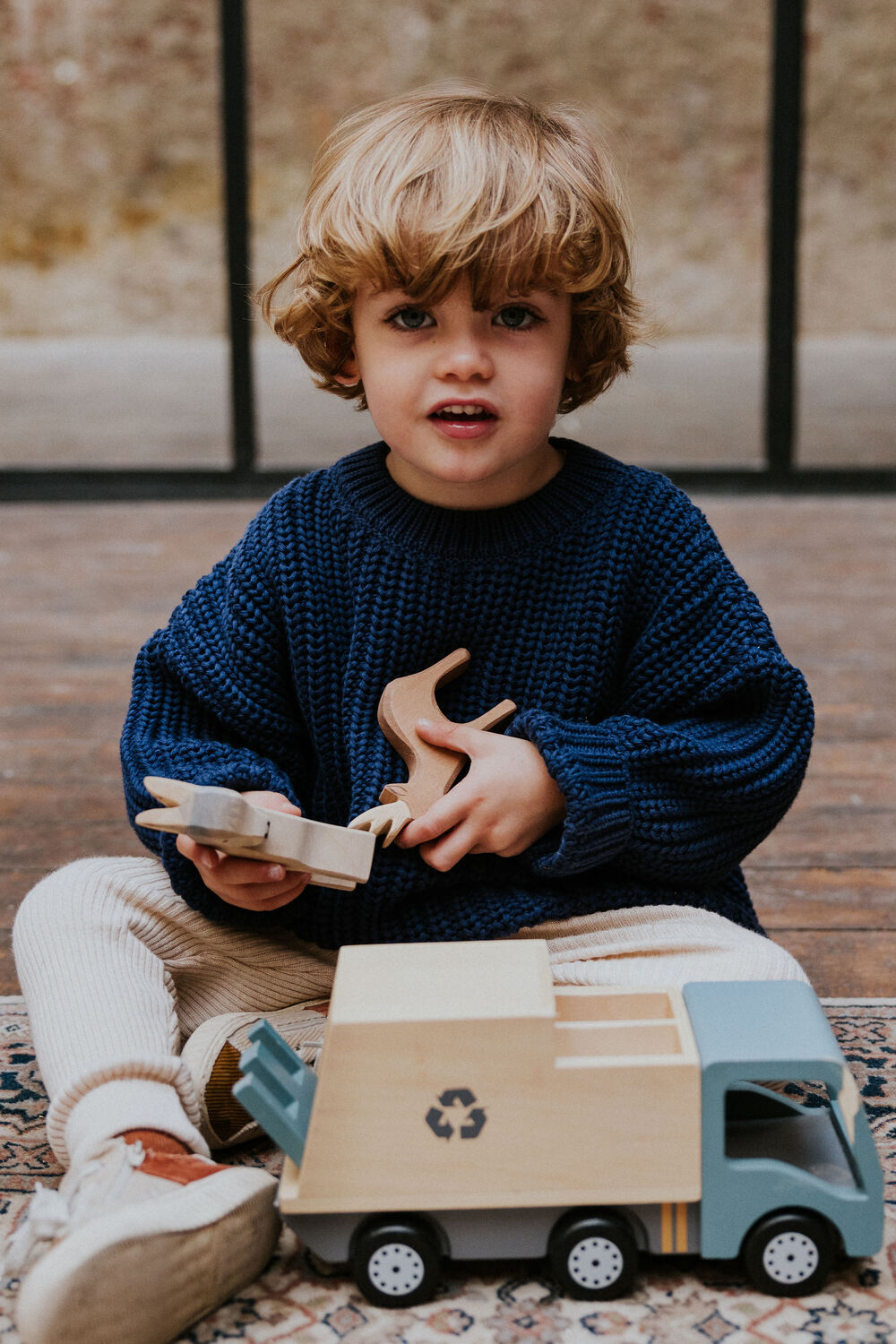 Blaue YUKI KIDSWEAR Pullover CHUNKY KNITTED SWEATER - large