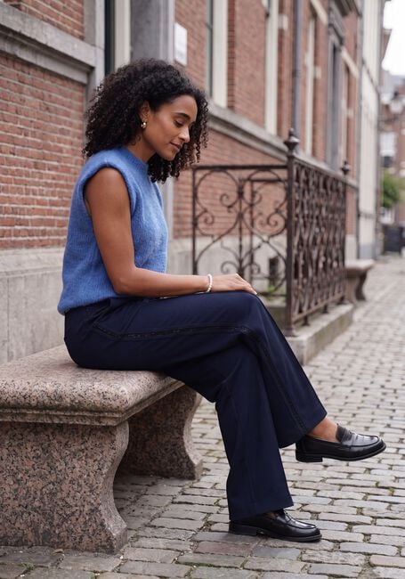 Blaue POM AMSTERDAM Pullover SENNA SAPPHIRE BLUE - large