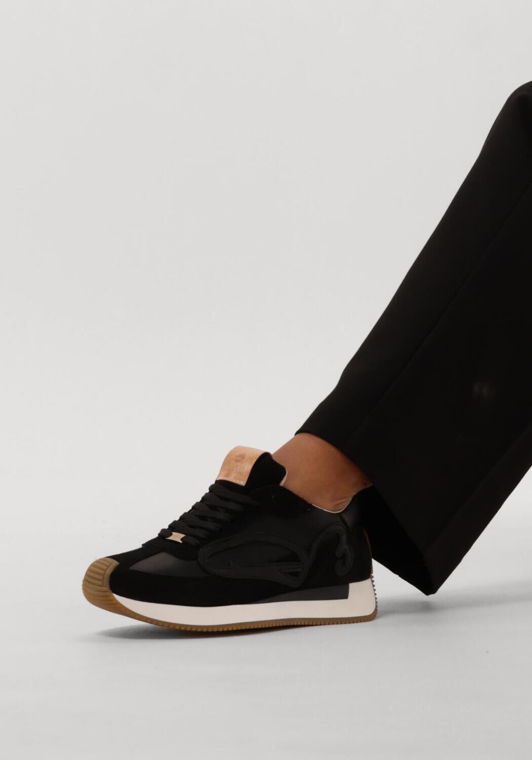 Schwarze FRED DE LA BRETONIERE Sneaker Low YENTL SIGN - large