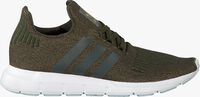 Grüne ADIDAS Sneaker low SWIFT RUN DAMES - medium
