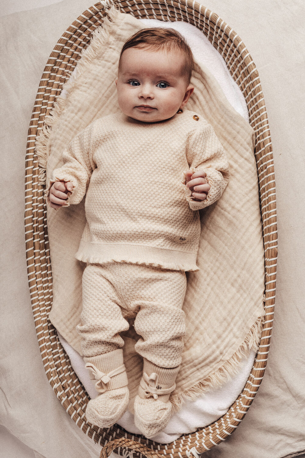 Nicht-gerade weiss BAJE STUDIO Jogginghose IZAIA - large