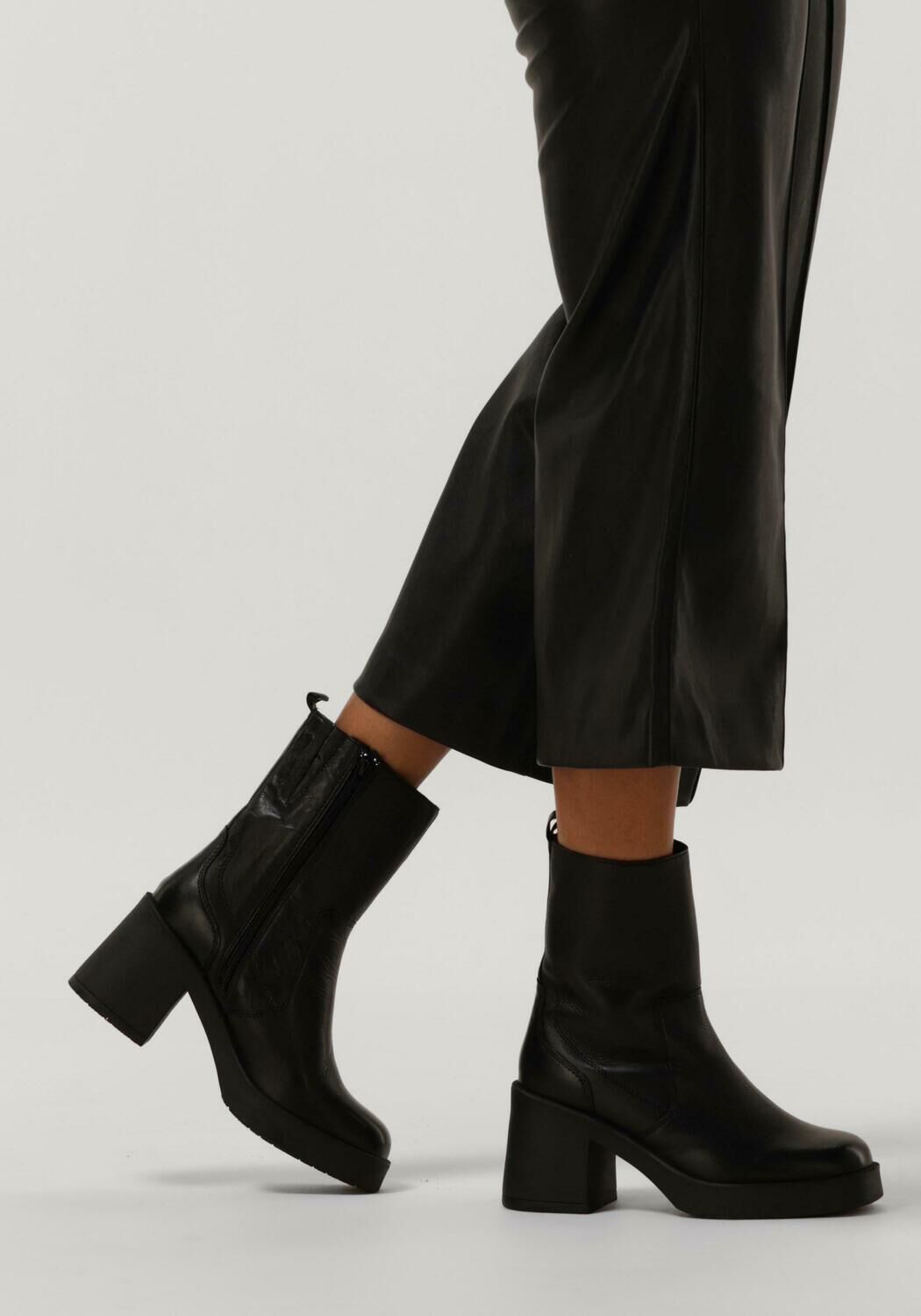 Schwarze OMODA Stiefeletten LPBOMMA-08 - large