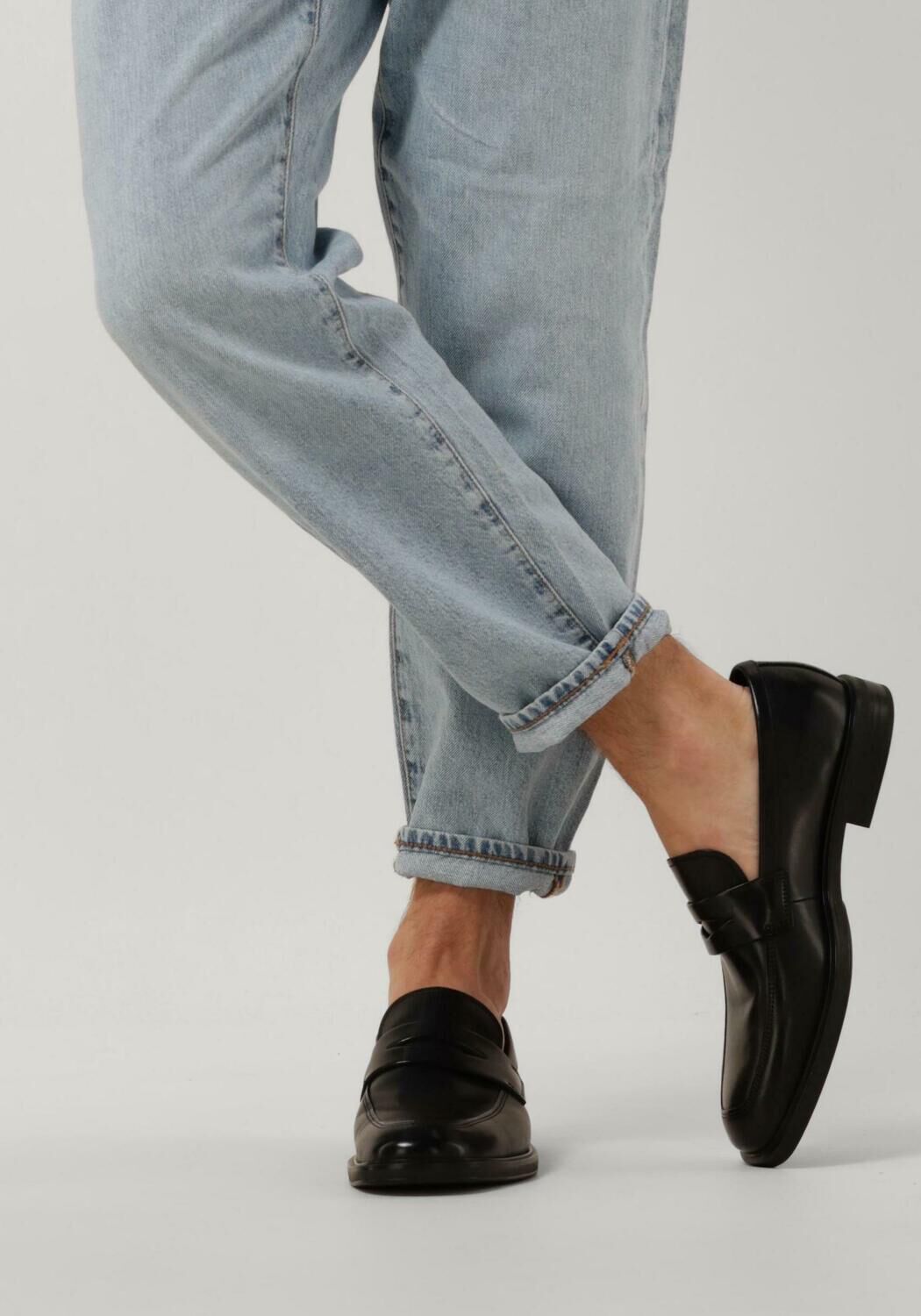 Schwarze VAGABOND SHOEMAKERS Loafer ANDREW 040 - large