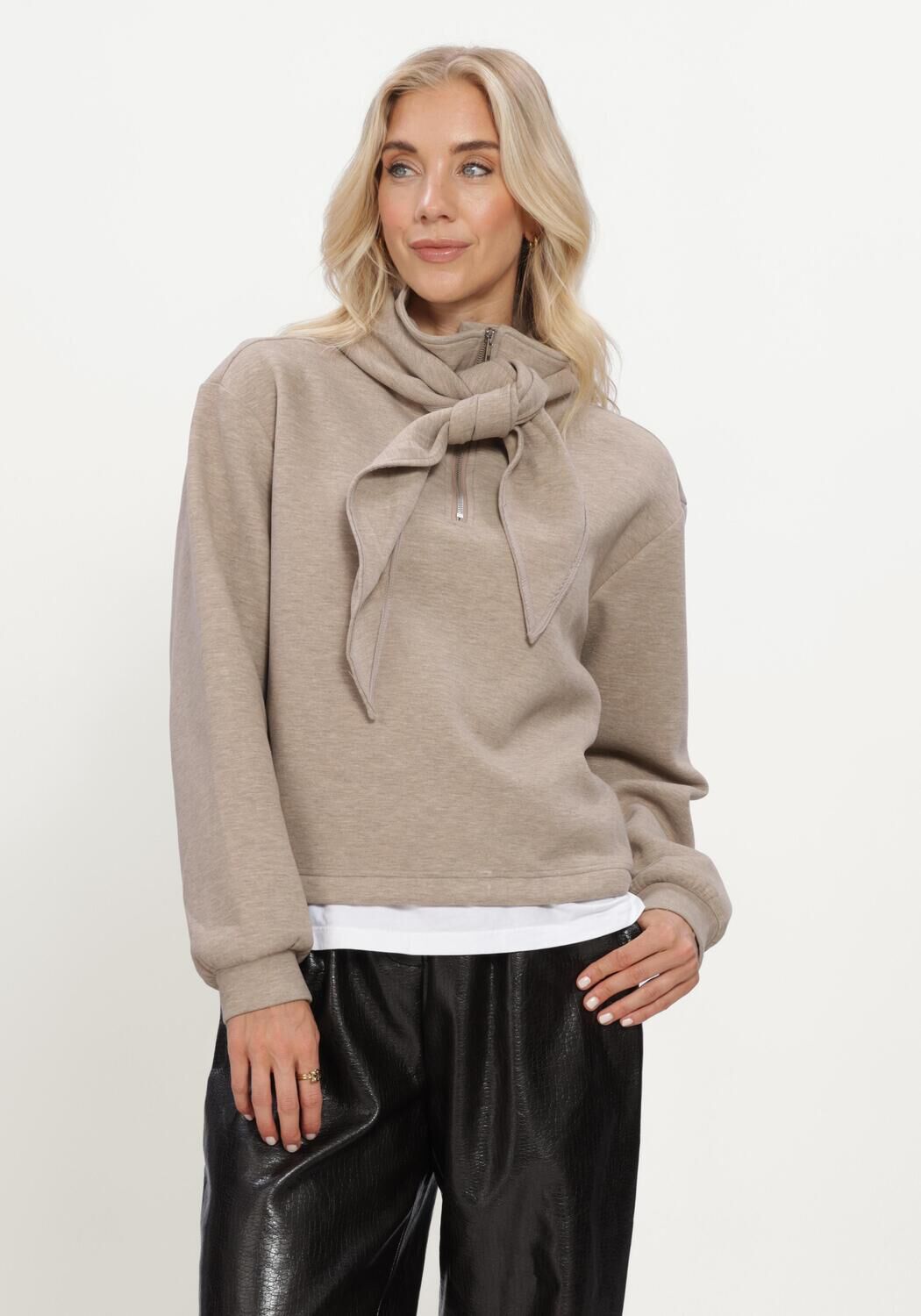 Beige CIRCLE OF TRUST Pullover HILDE SWEAT - large