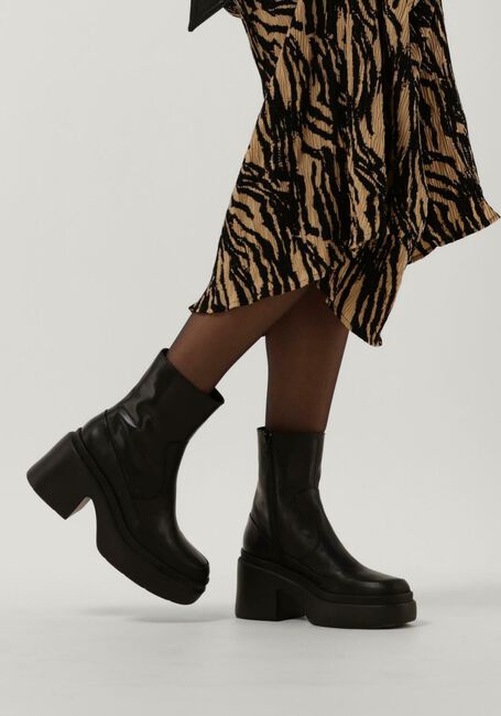 Schwarze NUBIKK Ankle Boots VENGA BOOTIE - large