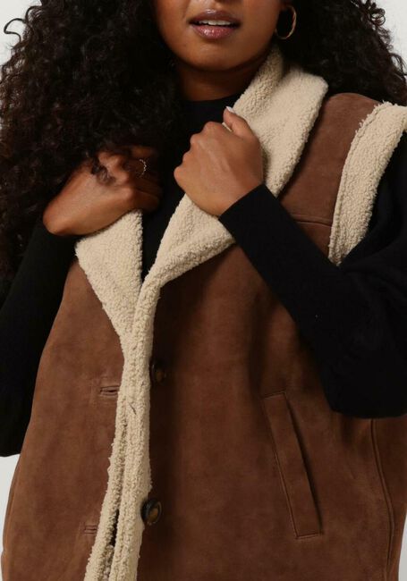 Braune JANICE Gilet LAMMY VEST DAMES JUSTIN SUEDE - large