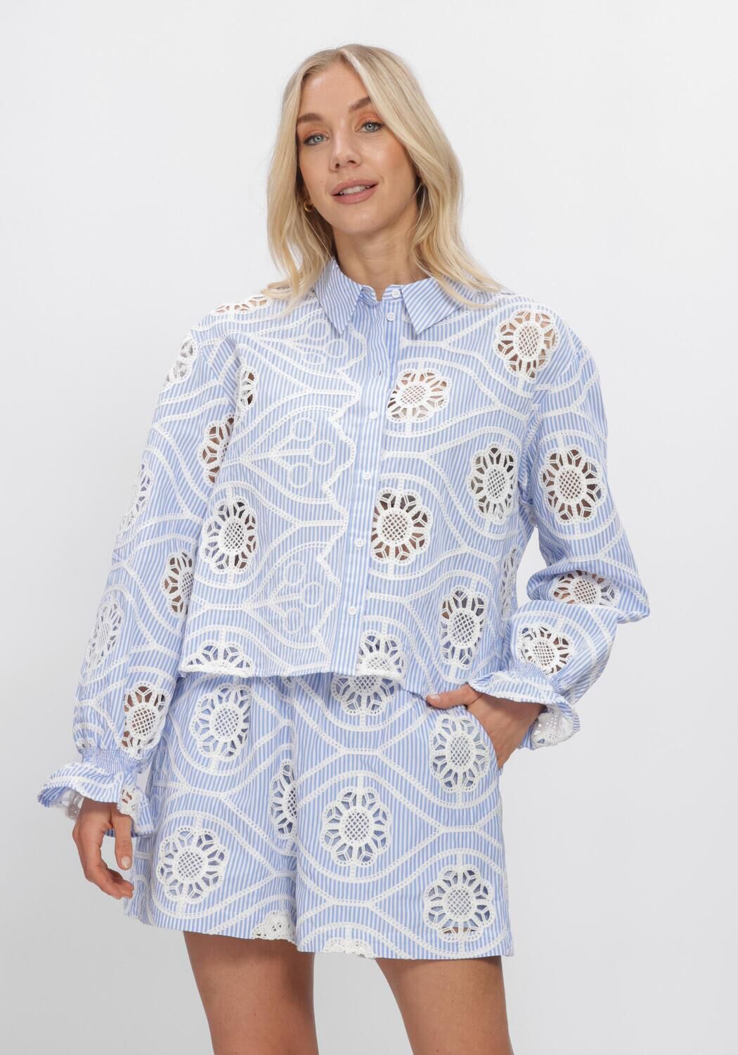 Blaue AMAYA AMSTERDAM Blusen TARA BLOUSE - large