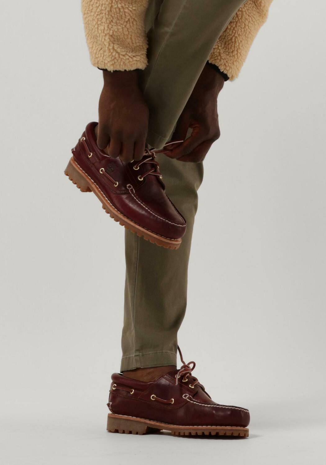 Rote TIMBERLAND Schn&uuml;rschuhe AUTHENTICS 3 EYE CLASSIC LUG - large