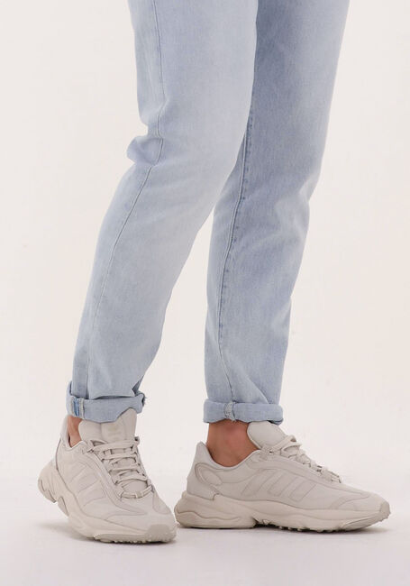 Beige ADIDAS Sneaker Low OZWEEGO PURE - large