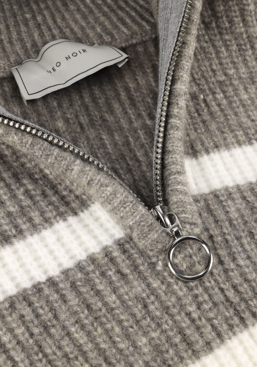 Graue NEO NOIR Pullover NEVENA STRIPE KNIT BLOUSE - large