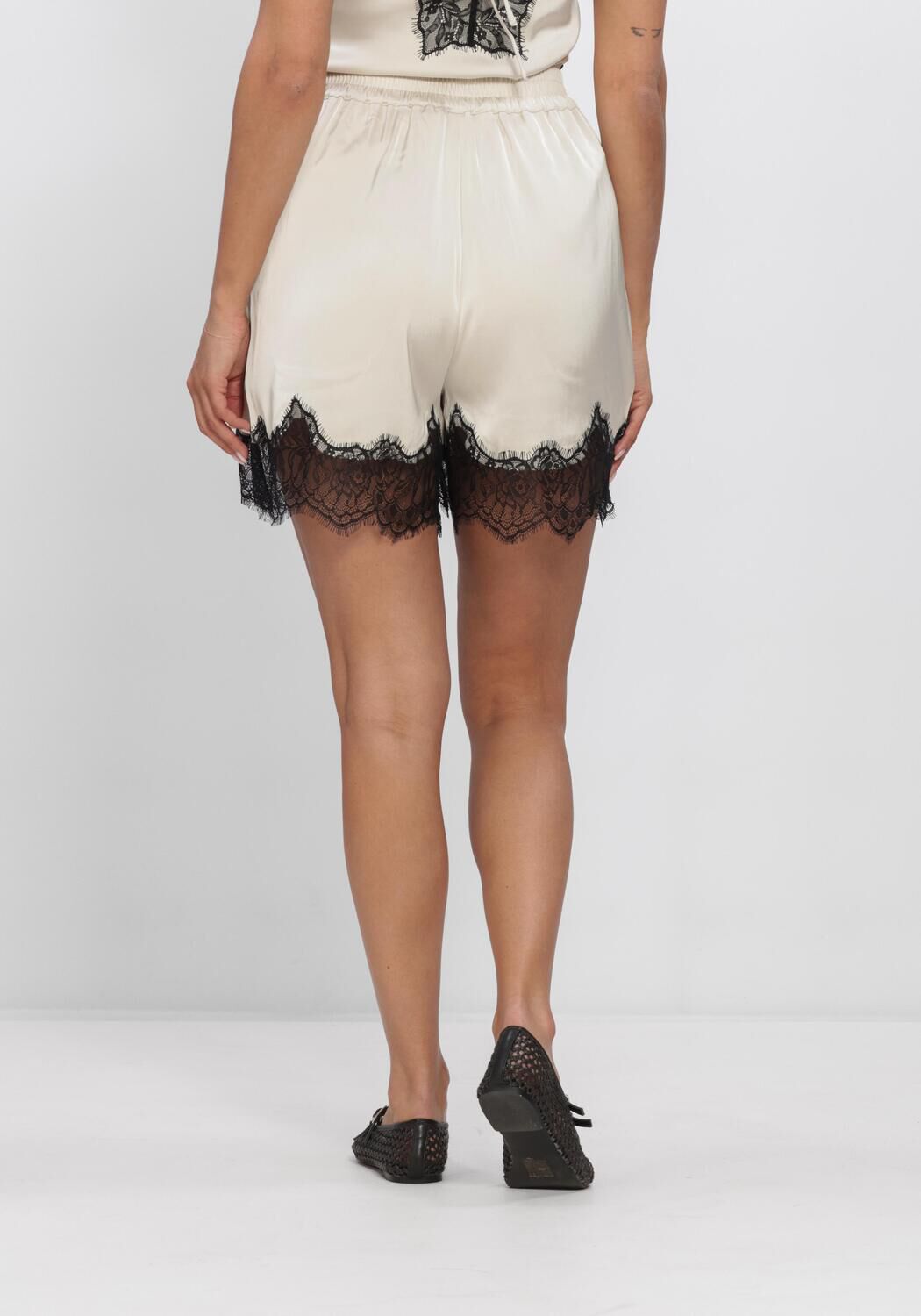 Beige GESTUZ Hosen GZLALOU HW SHORTS - large