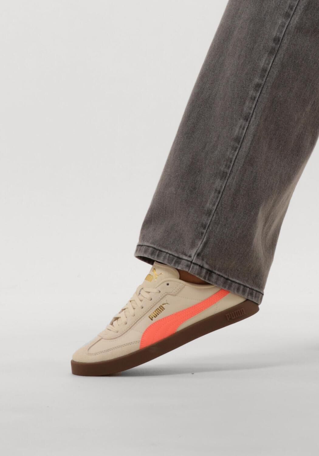 Beige PUMA Sneaker Low PUMA CLUB - large