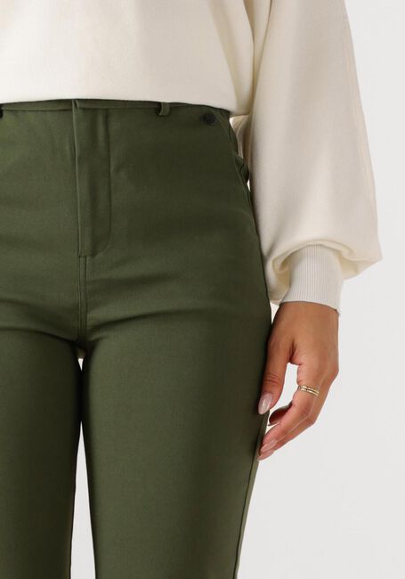 Dunkelgrün MINUS Schlaghose CARMA FLARED PANT - large