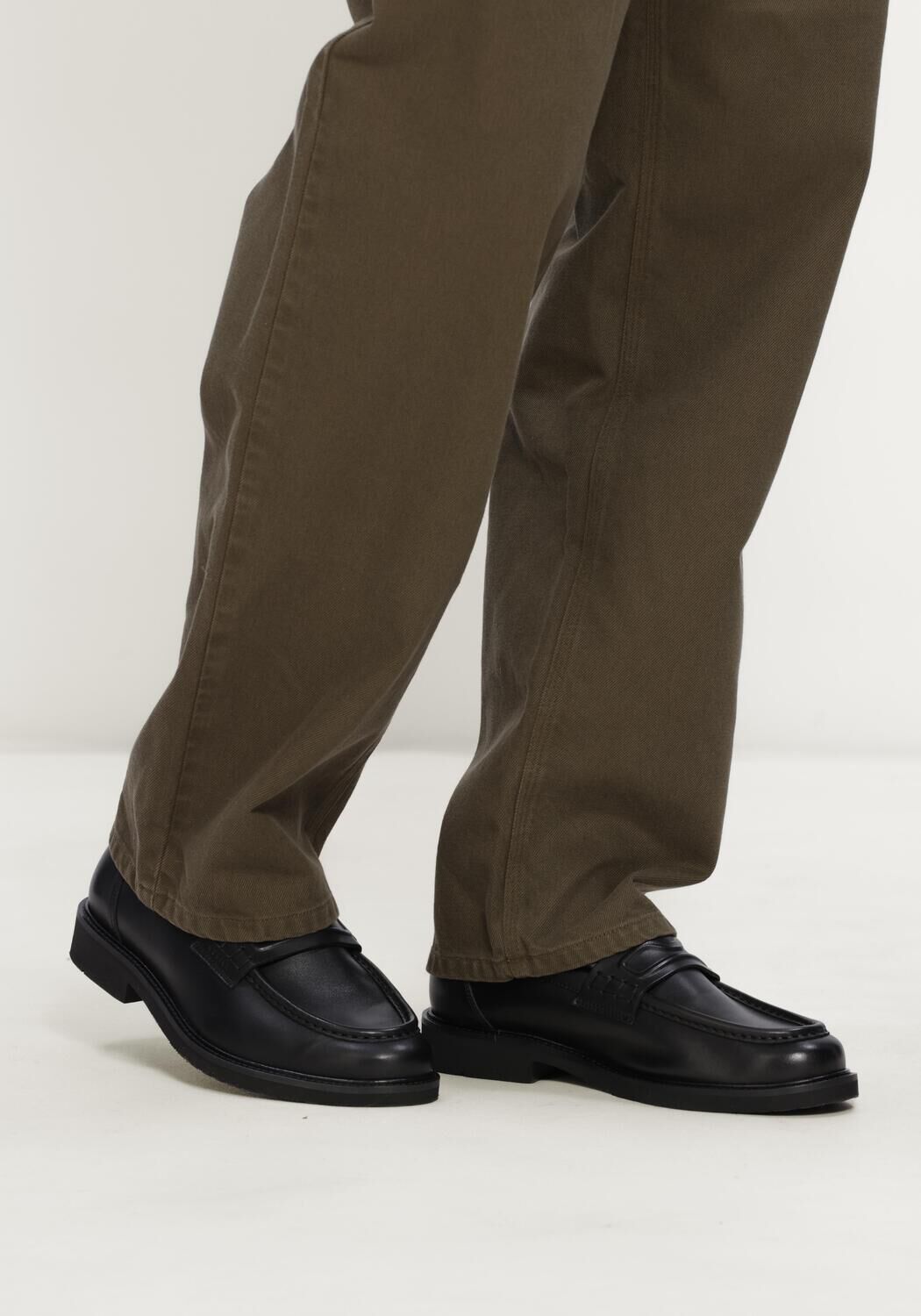 Schwarze NUBIKK Loafer JONES GATSBY - large