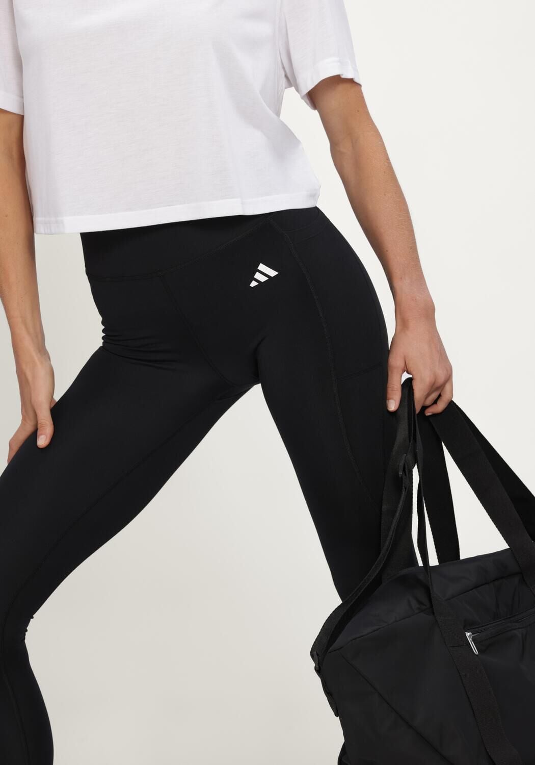 Schwarze ADIDAS Legging OPT ESS ST 1/1 - large