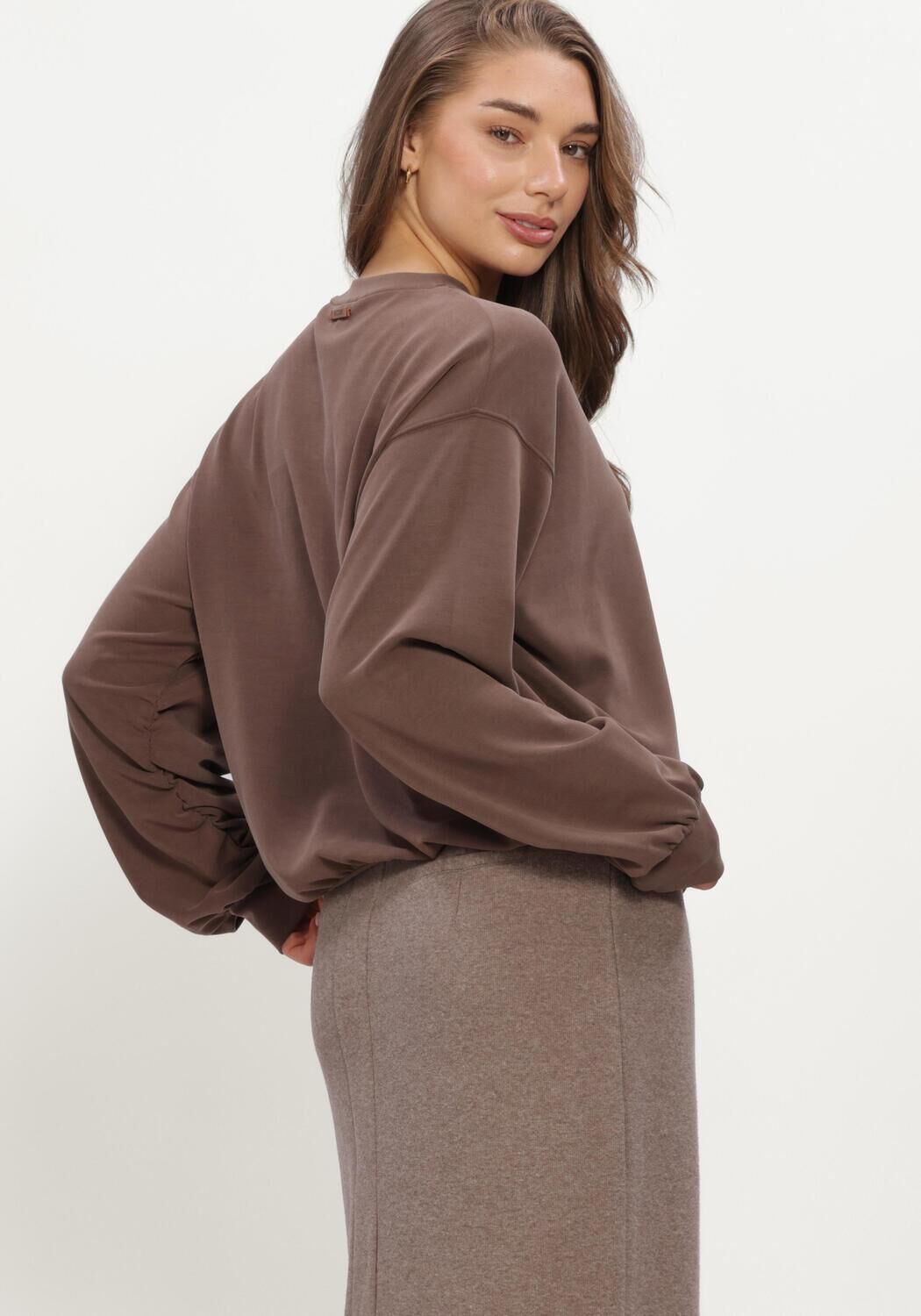 Braune MOSCOW Sweatshirt 66-04-VIOLETTA - large