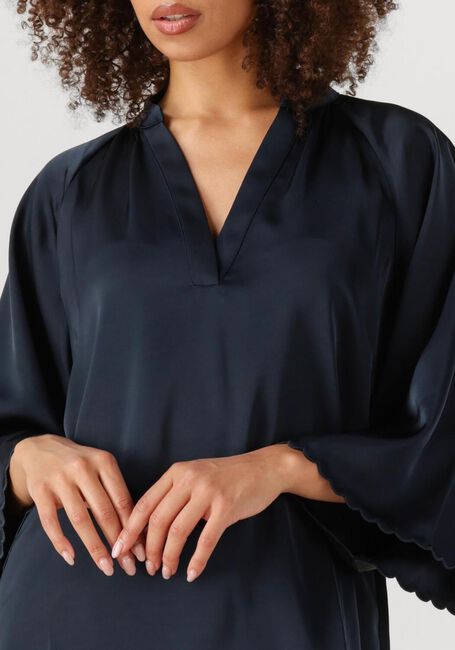 Dunkelblau BRUUNS BAZAAR Blusen BBWINNY BLOUSE - large
