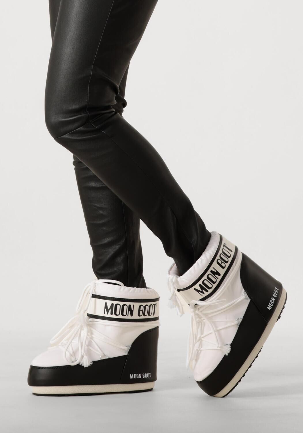 Wei&szlig;e MOON BOOT Snowboots ICON LOW NYLON - large