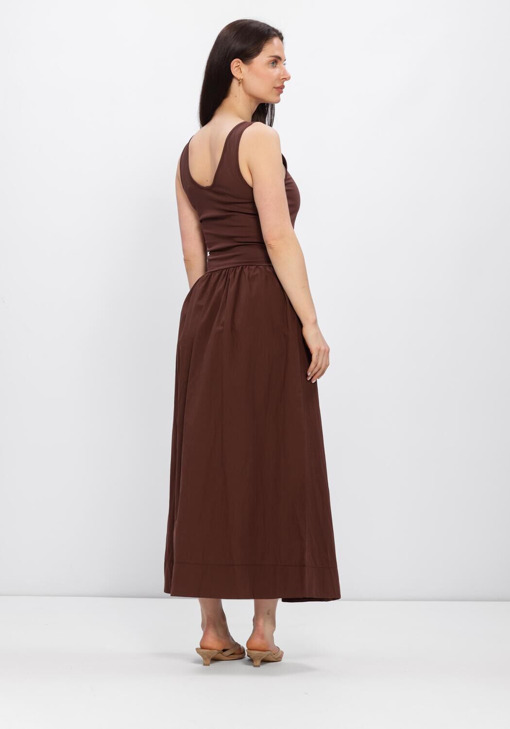 Braune MINUS Kleider MSMARIE MIDI DRESS - large