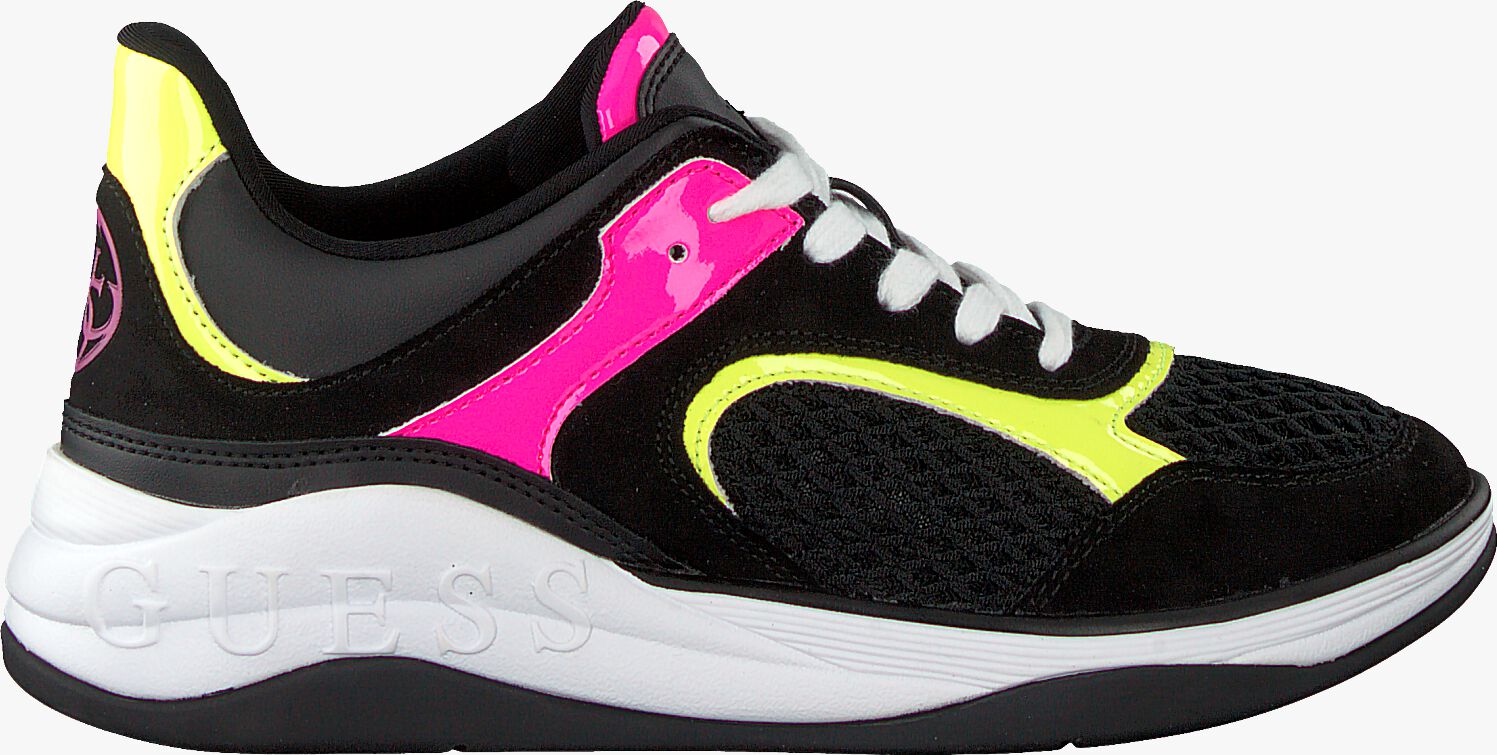 guess saucey sneaker