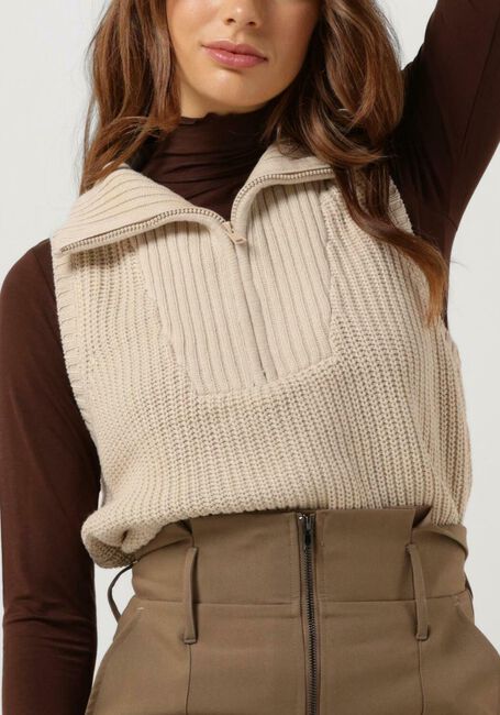 Sand CC HEART Spencer EMILY ZIP KNIT VEST - large