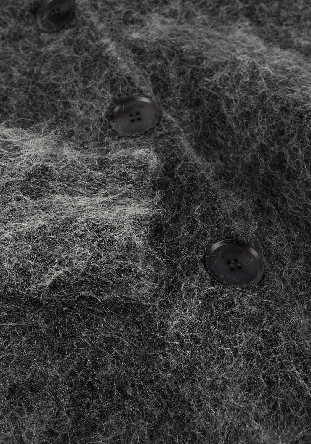 Graue GESTUZ Strickjacke GZDEBBIE CARDIGAN - large