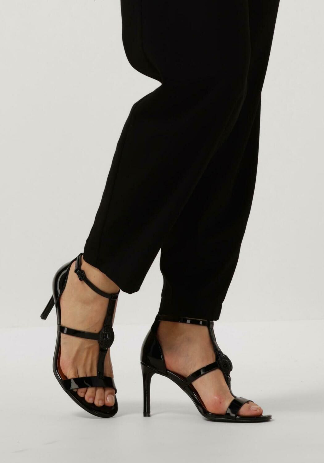 Schwarze KURT GEIGER LONDON Sandalen HAMPTON SANDAL - large