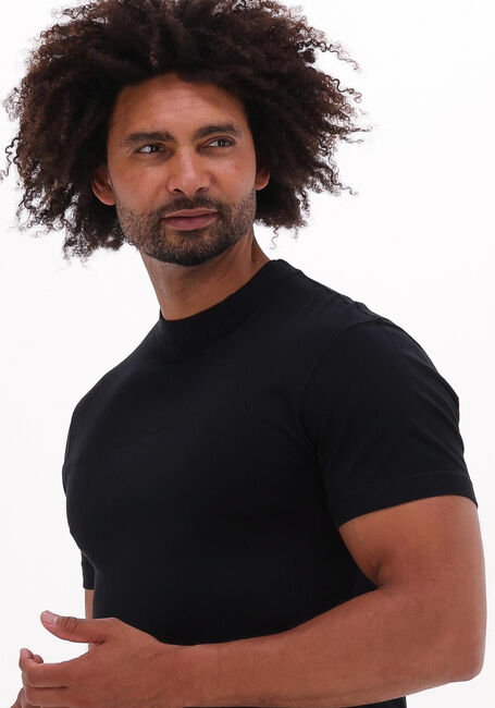 Schwarze GENTI T-shirt J6024-3226 - large