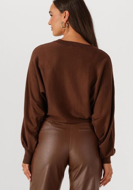 Braune MINUS Pullover DANA BAT SLEEVE KNIT PULLOVER - large