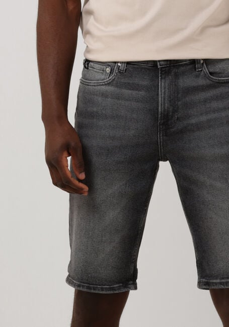 Dunkelgrau CALVIN KLEIN Jeans SLIM SHORT - large