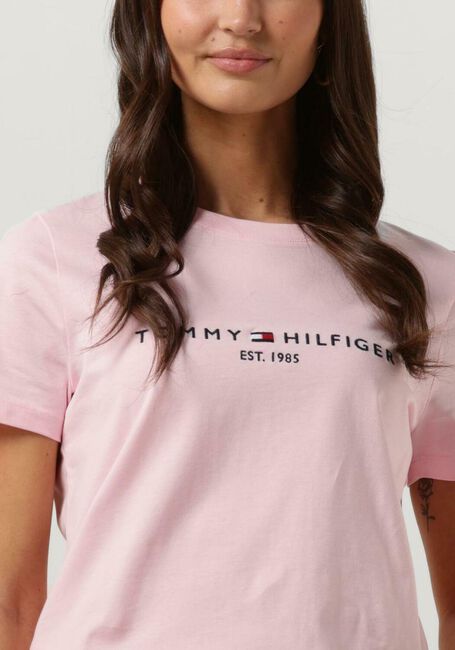 Hell-Pink TOMMY HILFIGER T-shirt REGULAR HILFIGEER C-N TEE - large