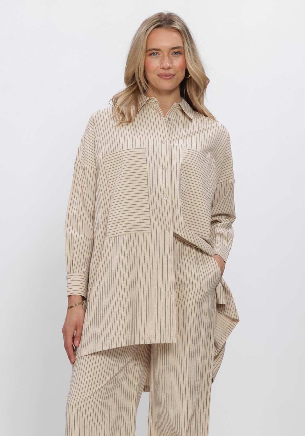 Camelfarbene RUBY TUESDAY Kleider CINNEZ - large