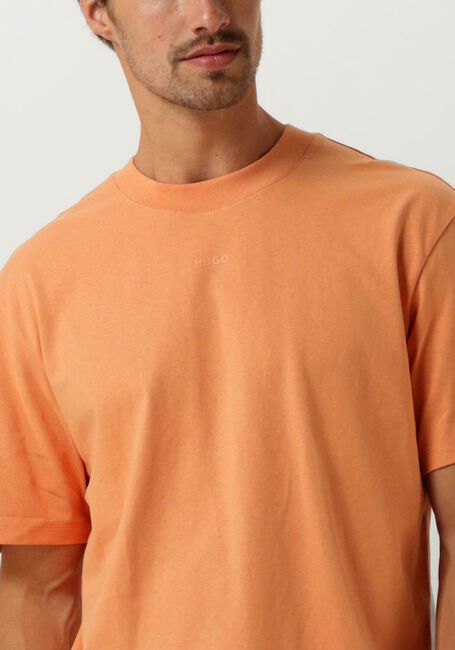 Orangene HUGO T-shirt DAPOLINO - large